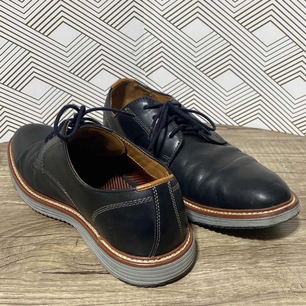 Johnson & Murphy Black Leather Men's Oxfords - Picture 2 of 8